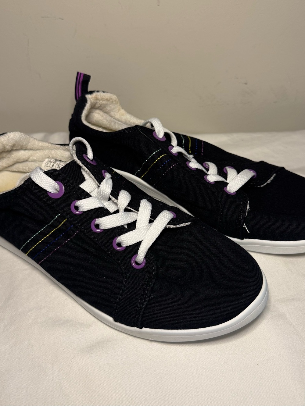 Vionic Stinson Beach Lace-Up Sneakers Size 8 Black Soft Canvas Removable Insole